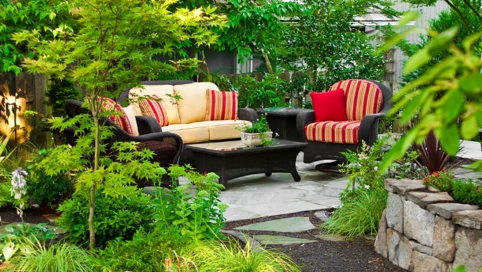 How to Create an Outdoor Room on a Budget photo