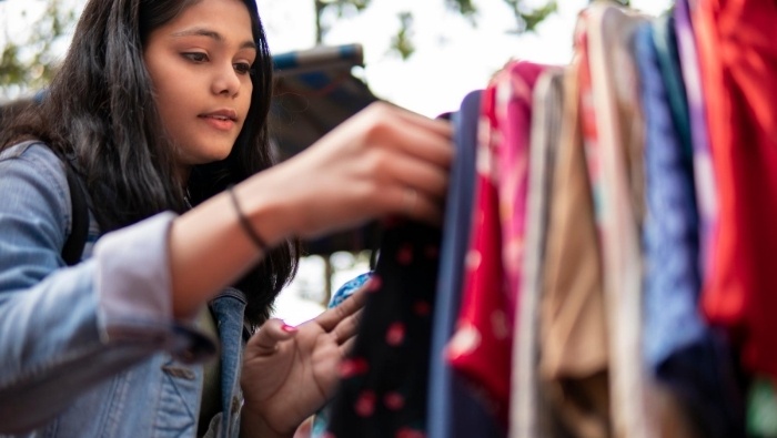 Reasons Teens Should Have a Clothing Allowance photo