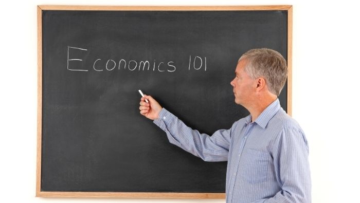 Economics and your Personal Finances photo