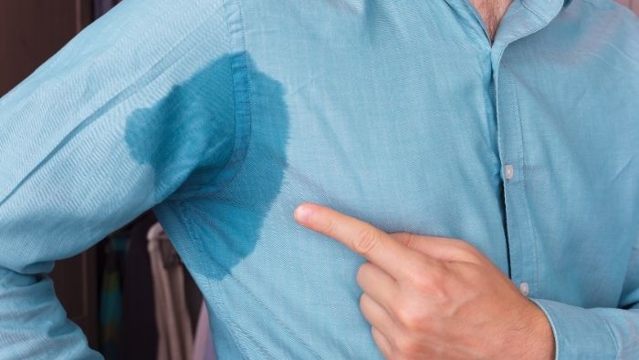 Frugal Tips for Getting Sweat Smells Out of Clothing photo
