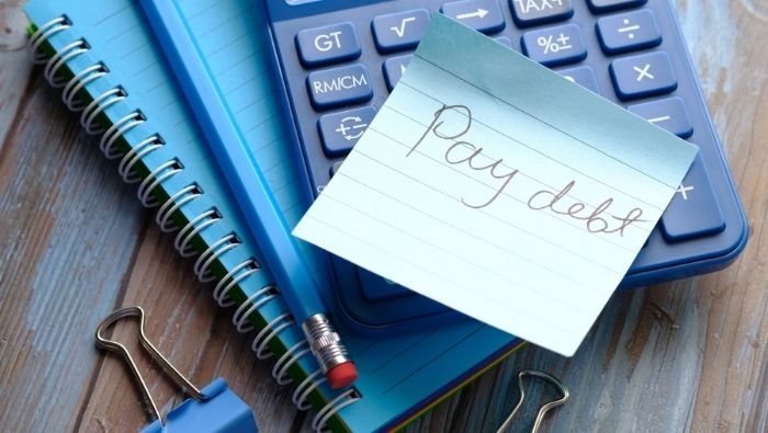 Calculating and Budgeting Debt Repayment photo