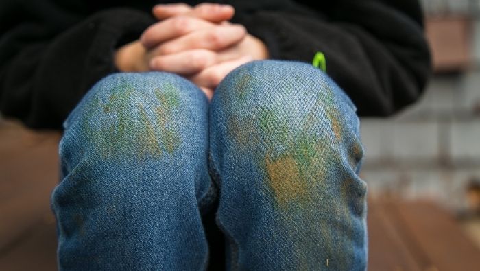 Removing Grass Stains from Denim photo